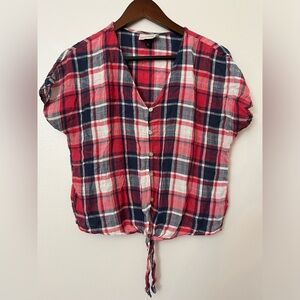UNIVERSAL THREAD Red White and Blue Tie Front Button Down Crop Shirt